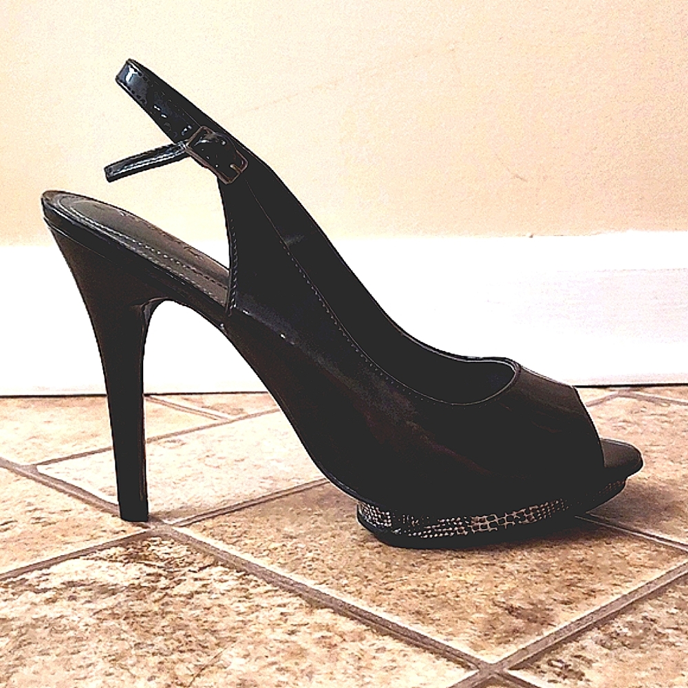 Peep Toe Pumps with Snake Print